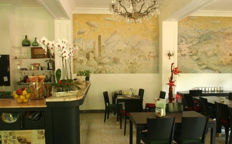 ホテル Hostal Montsoliu