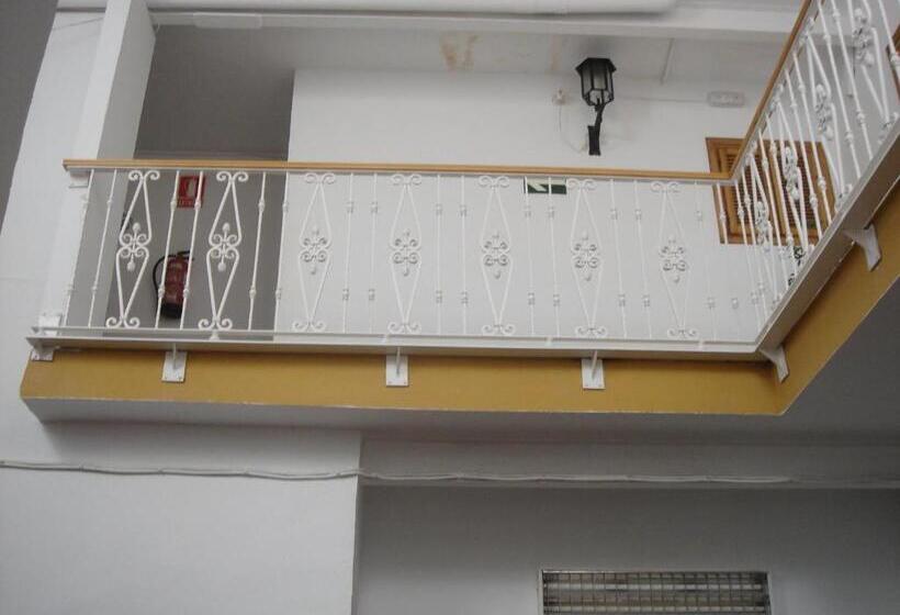 בית מלון כפרי Hostal Toscano