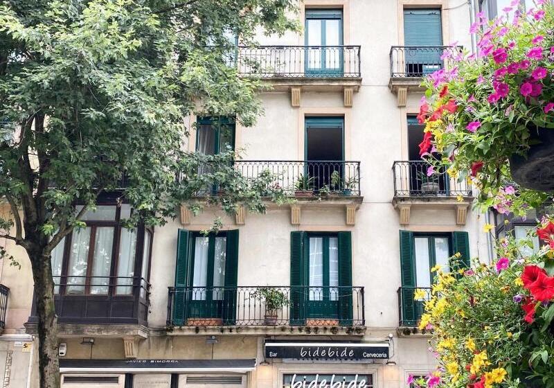 هتل Pension Urkia