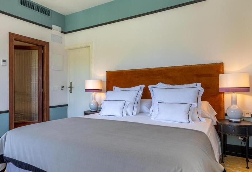 בית מלון כפרי Hoposa Cultural Boutique