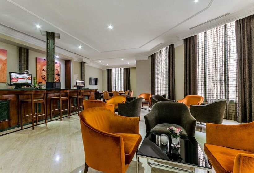 Отель Exe Laietana Palace