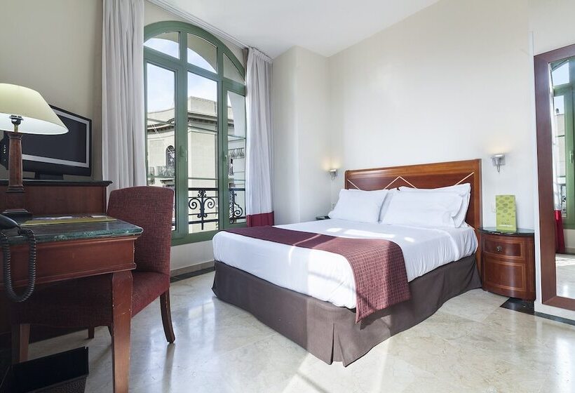 Отель Exe Laietana Palace