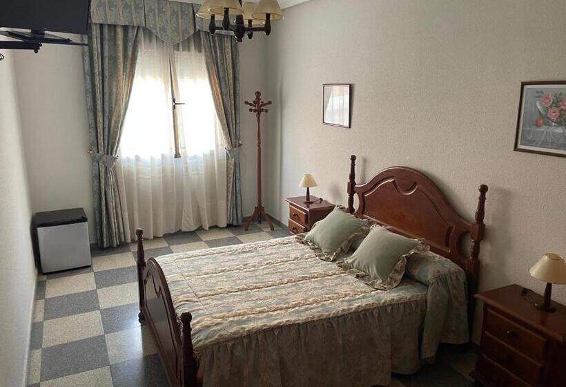 فندق Hostal Las Palomas