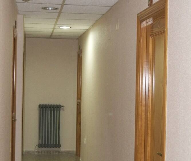 ホテル Hostal Rey Teodomiro