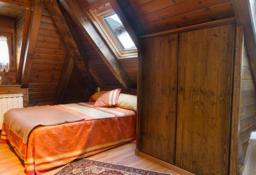 Hotel Hostal Aiguamog