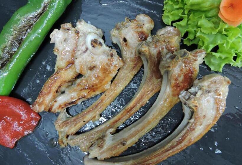 Hotel Hostal La Corte