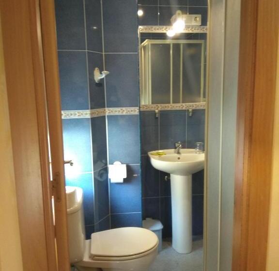 هتل Hostal Lido