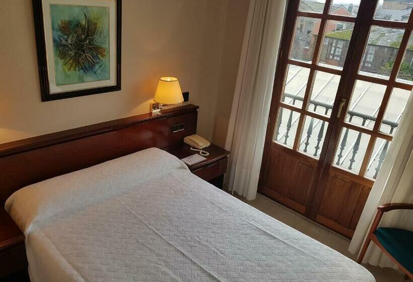 Hostal Santa Maria