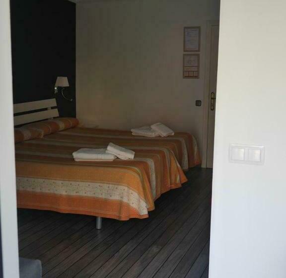 בית מלון כפרי Casa Domenc