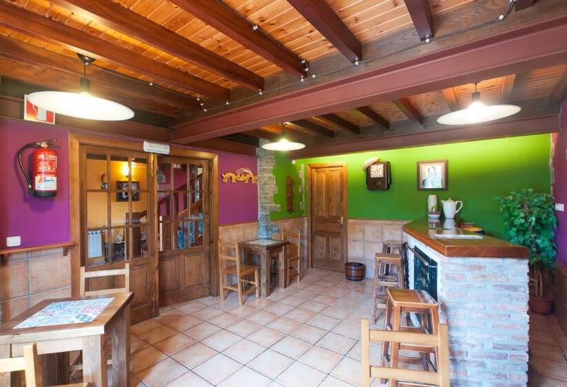 هتل Costa De Rodiles