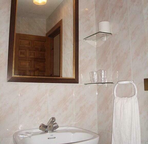 בית מלון כפרי Hostal Alfonso Vi