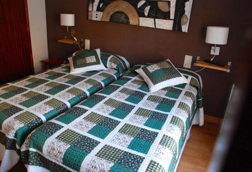 בית מלון כפרי Hostal Delgado