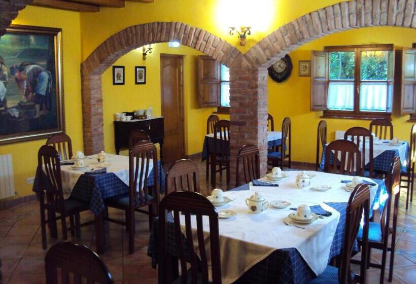 هتل La Biesca Sebreñu