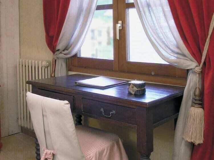 בית מלון כפרי Plaza