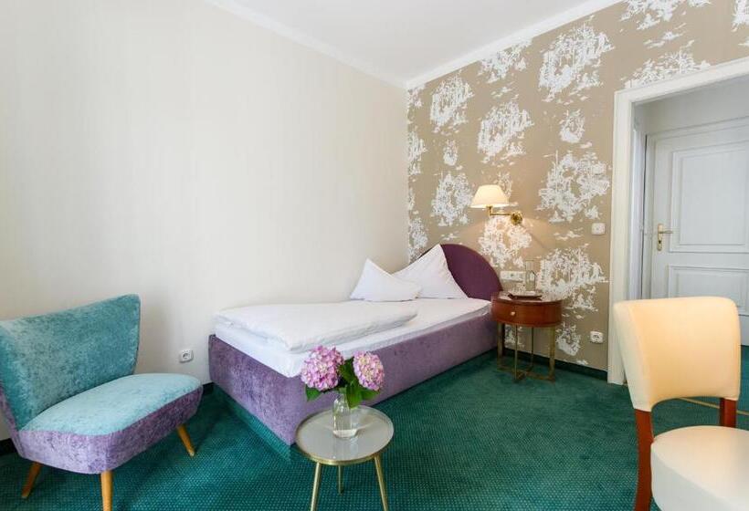 Dermuth Hotels – Hotel Dermuth Pörtschach