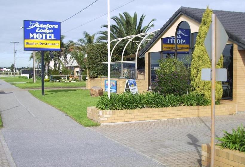 בית מלון כפרי Aviators Lodge