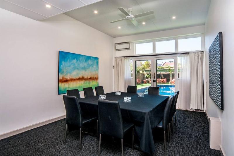 فندق Comfort Inn Regal Park