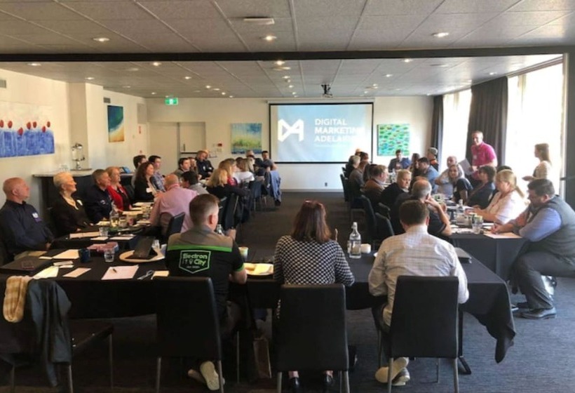 فندق Comfort Inn Regal Park