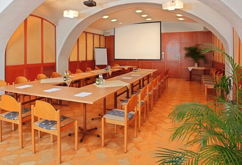 ホテル Restaurant Minichmayr