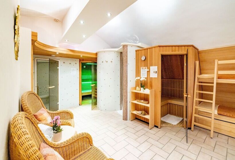 ホテル Restaurant Minichmayr