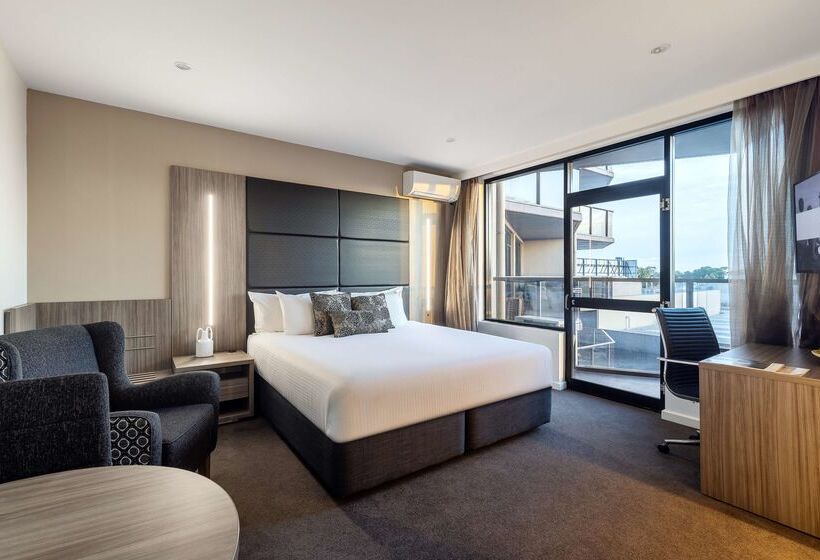 هتل Rydges South Park Adelaide