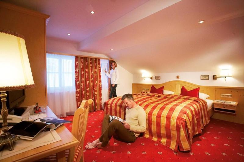 هتل Tannbergerhof Im Zentrum Von Lech