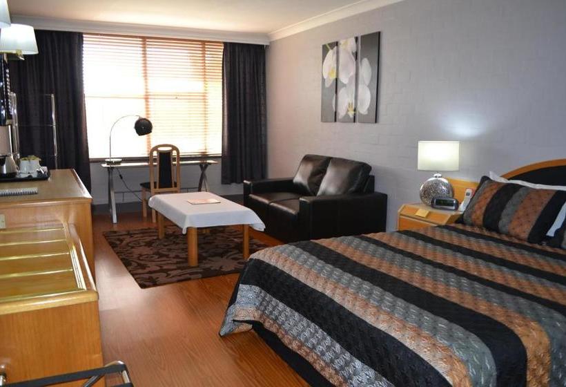 The Capital Airport Motel