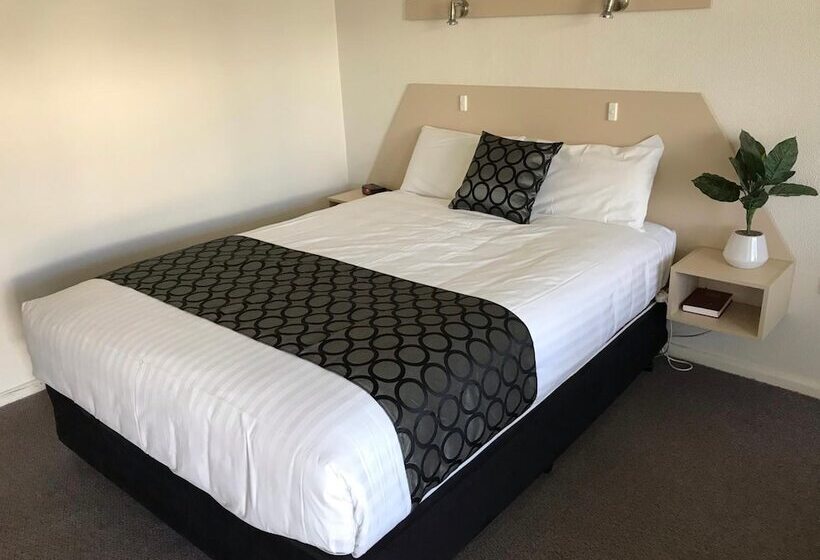 Cobb Inlander Motel