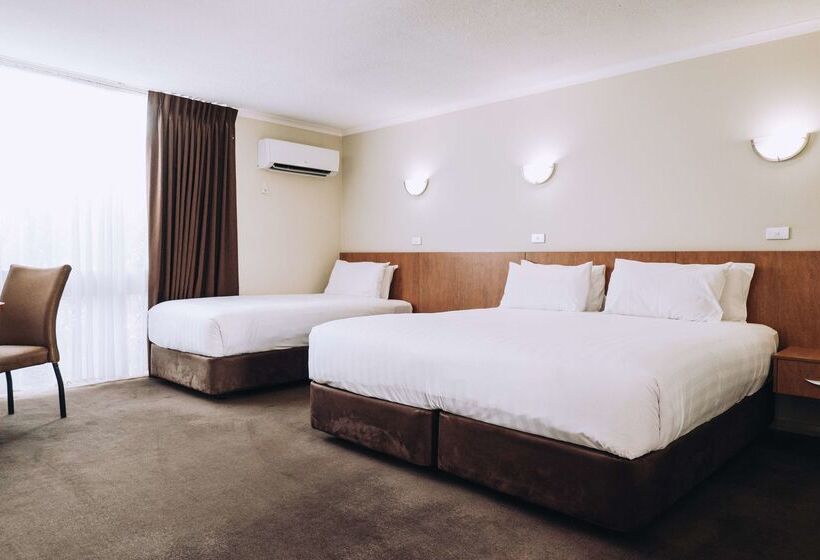 בית מלון כפרי Best Western Chaffey Motor Inn