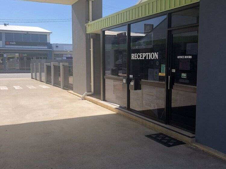 בית מלון כפרי Comfort Inn On Main Hervey Bay