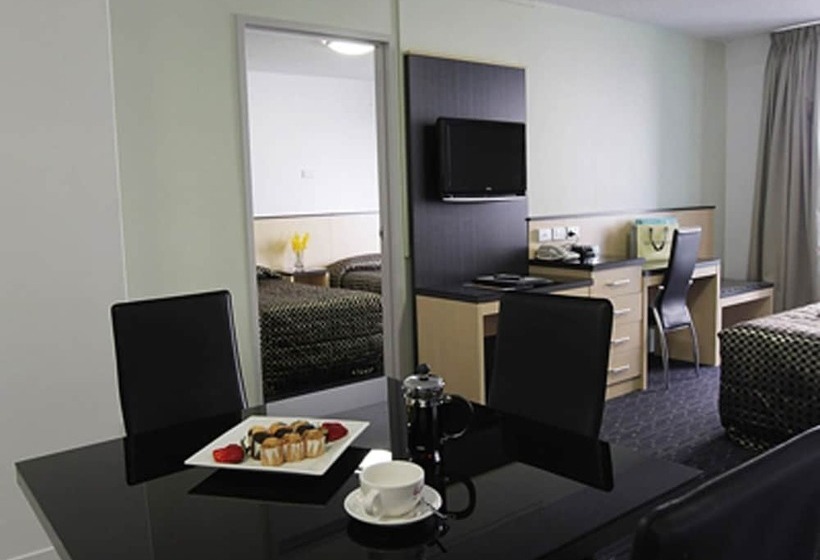 هتل Comfort Inn & Suites Goodearth Perth