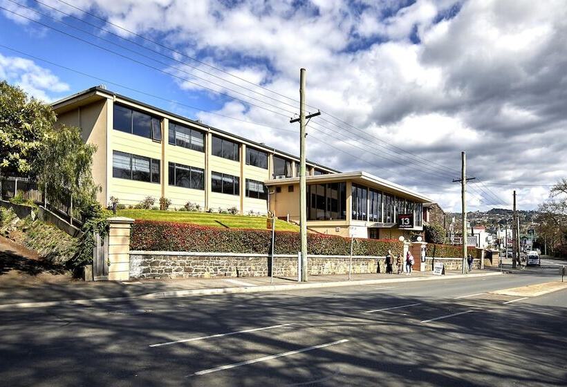 هتل Commodore Regent