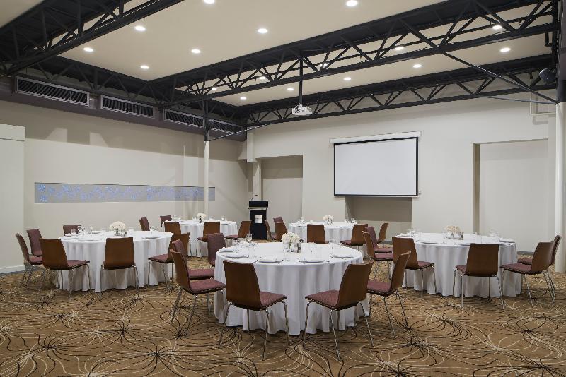 هتل Four Points By Sheraton Perth