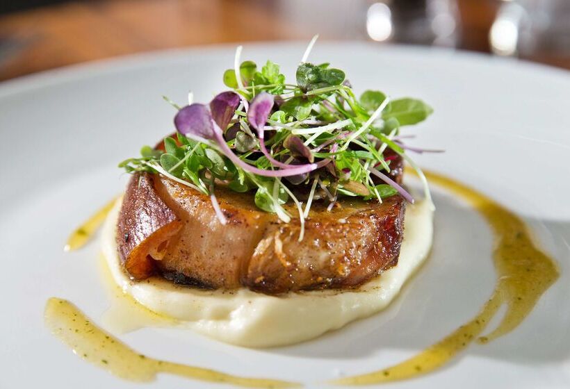 هتل Hilton Brisbane