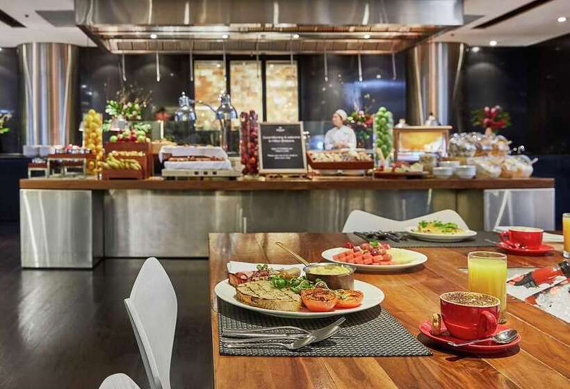 هتل Hilton Brisbane