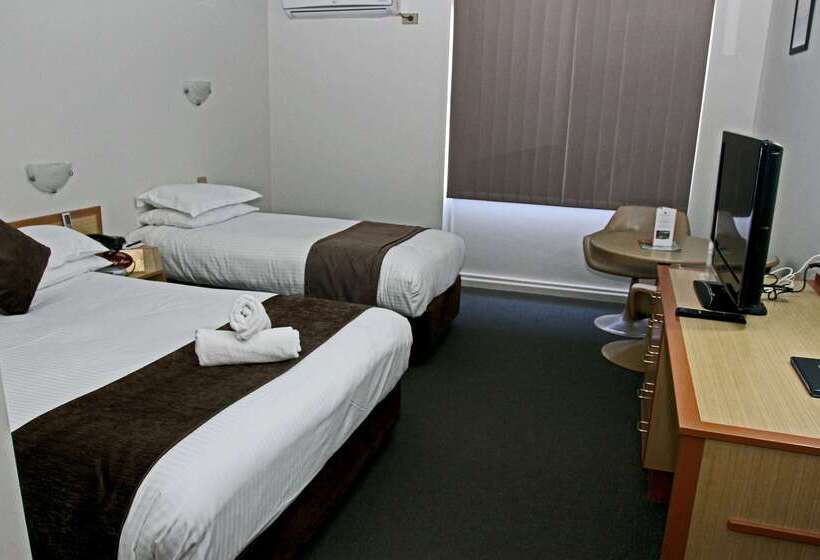 בית מלון כפרי Hospitality Esperance Surestay Collection By Best Western