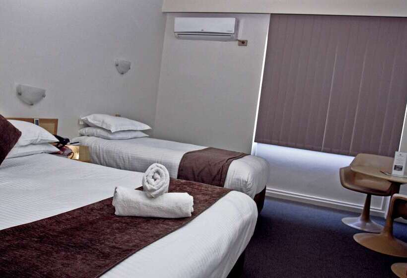 בית מלון כפרי Hospitality Esperance Surestay Collection By Best Western