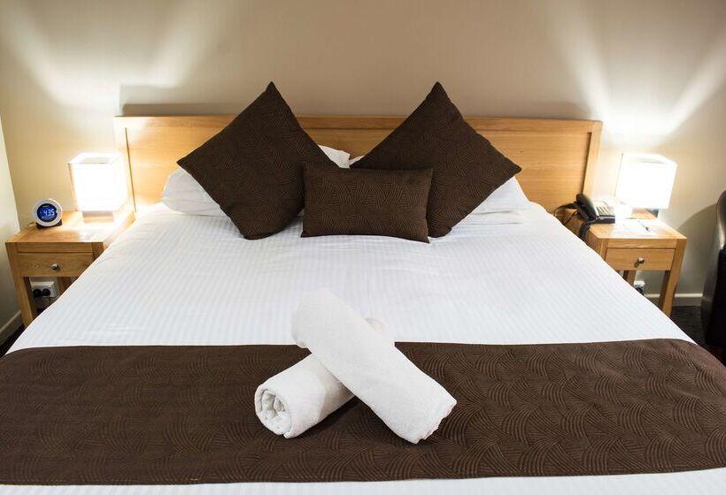בית מלון כפרי Hospitality Esperance Surestay Collection By Best Western