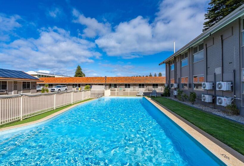 בית מלון כפרי Hospitality Esperance Surestay Collection By Best Western