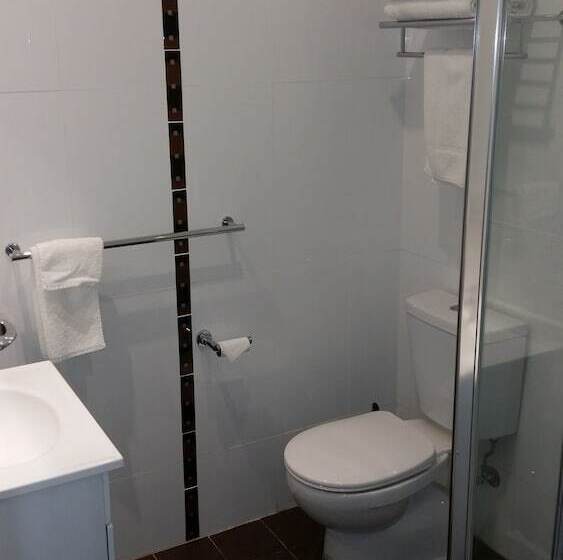 בית מלון כפרי Ibis Styles Broken Hill