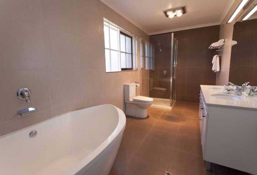 Отель Mercure Port Of Echuca
