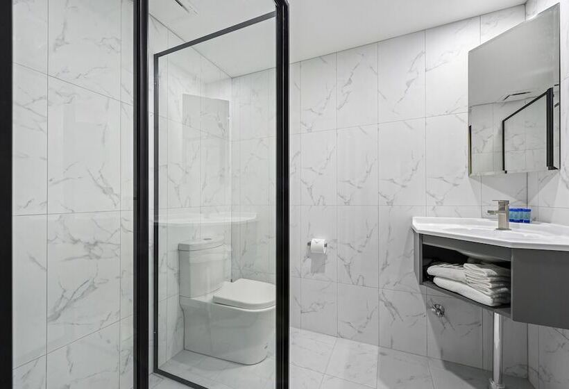 هتل Palm Court Motor Inn