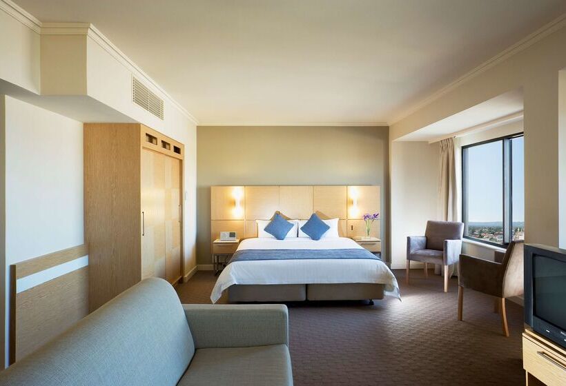 هتل Stamford Grand Adelaide