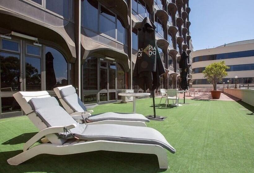 호텔 The Sydney Boulevard