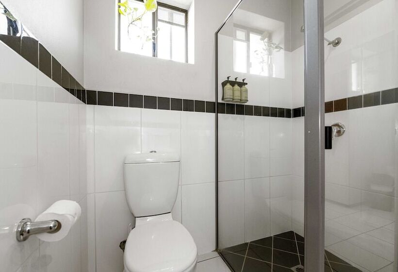 מוטל Alara Motor Inn