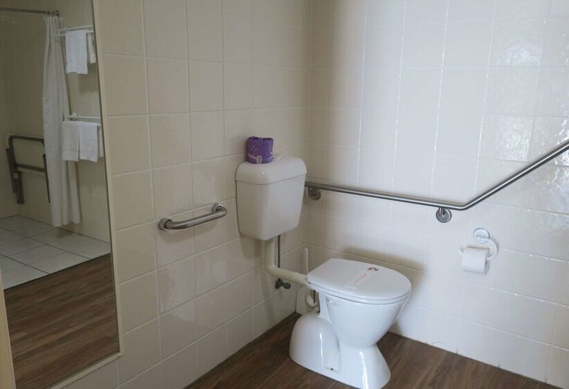 Мотель Caboolture Central Motor Inn, Sure Stay Collection By Bw