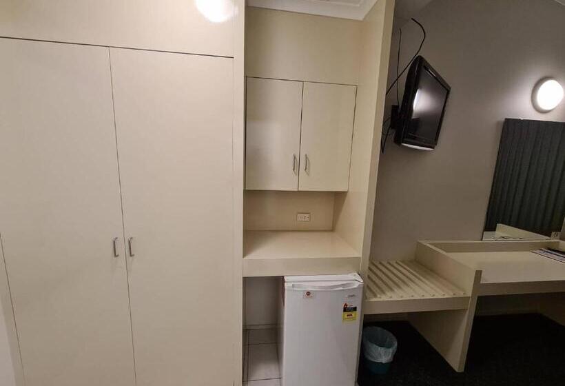 מוטל Cottonwood Motor Inn