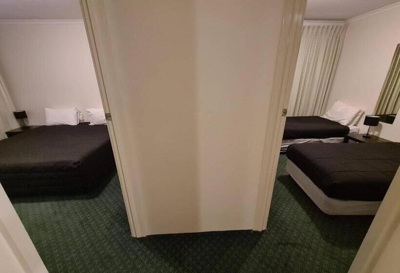 מוטל Cottonwood Motor Inn