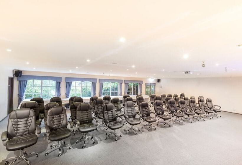 汽车旅馆  Eltham Gateway Hotel & Conference Centre