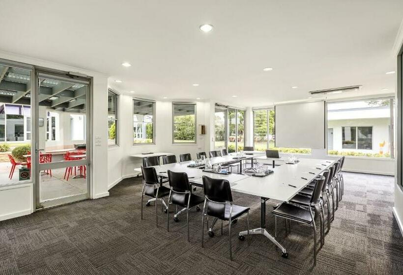 מוטל Doncaster Apartments By Nightcap Plus